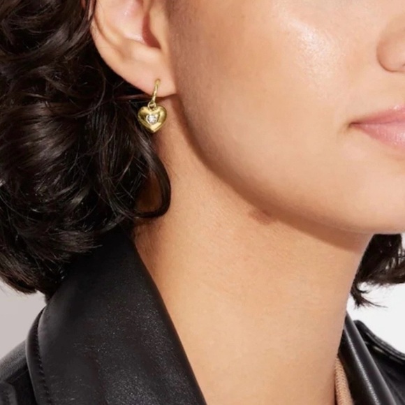 Coach Earrings Gold toned Heart Huggiewith Sparkling Crystal - Picture 3 of 4